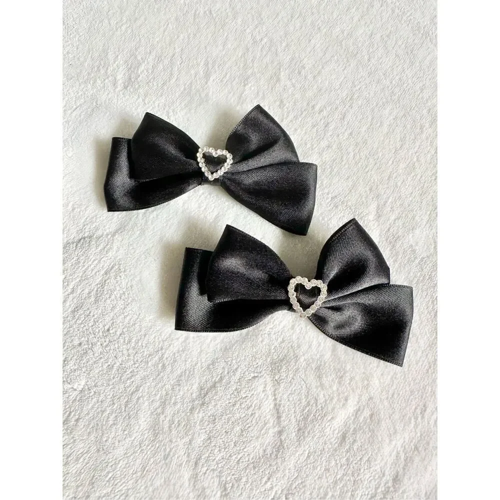 Set a two rhinestone heart black hair bows with hair clip ￼
